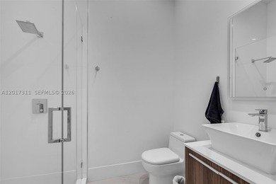 Sophisticated, modern 2019 built Coral Gables residence offering - photo 29