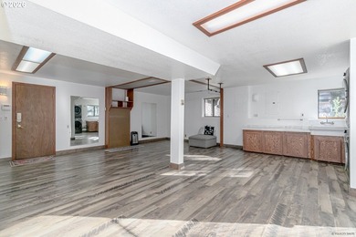 Private, gated home on 5+ acres with a year-round creek and - photo 30