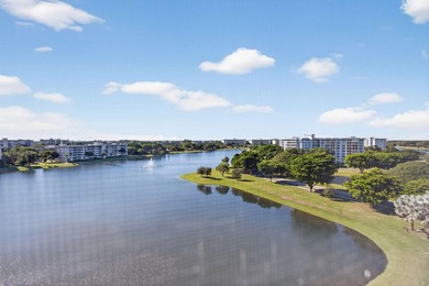 Stunning 2-bedroom, 2-bath ALL AGES condo on the 9th floor with - photo 40