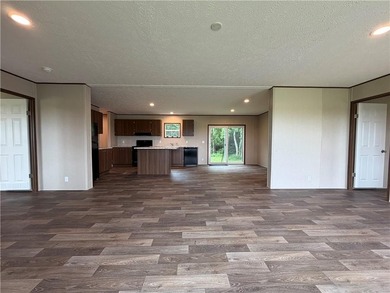 VRM: Sellers will entertain offers between $179,000-$189,000 - photo 2
