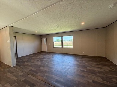 VRM: Sellers will entertain offers between $179,000-$189,000 - photo 4