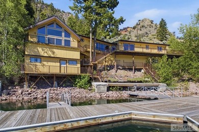 Welcome to your dream lakefront retreat on Williams Lake in the - photo 45