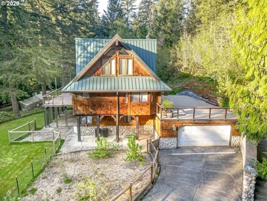 Private, gated home on 5+ acres with a year-round creek and - photo 47