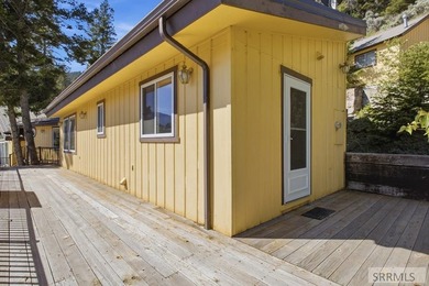 Welcome to your dream lakefront retreat on Williams Lake in the - photo 47