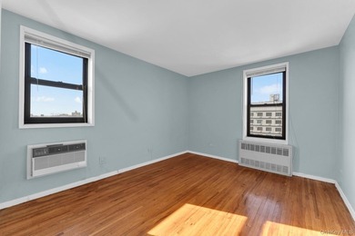 Welcome home to this stunning 2-bedroom, 2-full-bath residence - photo 7