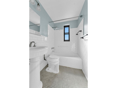Welcome home to this stunning 2-bedroom, 2-full-bath residence - photo 8
