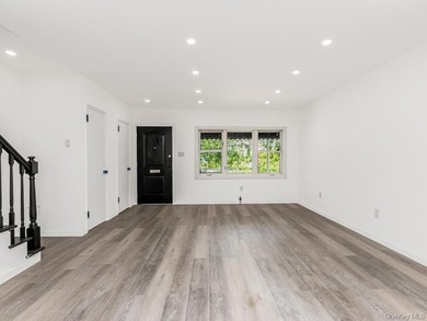Immaculate Newly Renovated Brick semi attached 1 Family Home - photo 11