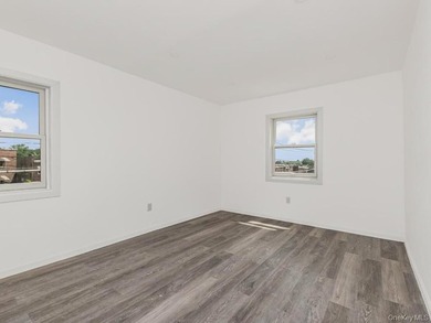 Immaculate Newly Renovated Brick semi attached 1 Family Home - photo 14