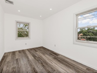Immaculate Newly Renovated Brick semi attached 1 Family Home - photo 15