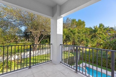 This classic Mediterranean estate in The Oaks has been - photo 20