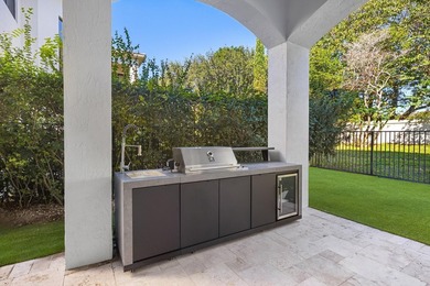 This classic Mediterranean estate in The Oaks has been - photo 48