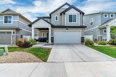 Come see this beautifully maintained home in the highly - photo 1