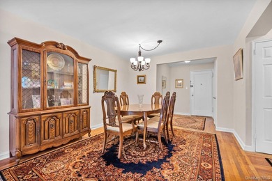 Welcome to The Louisiana - Forest Hills Living at Its Best This - photo 5