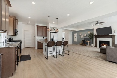Come see this beautifully maintained home in the highly - photo 8