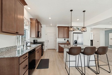 Come see this beautifully maintained home in the highly - photo 9