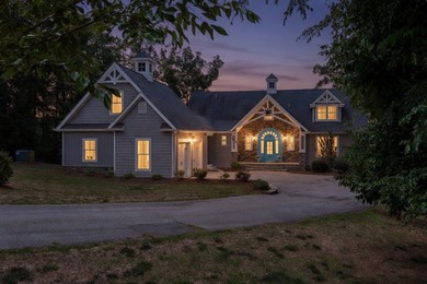 Beautiful custom-built lake retreat situated on a private 1.18 - photo 3