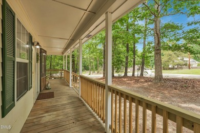 Welcome home to this beautiful 4-bedroom, 3-bath residence - photo 4