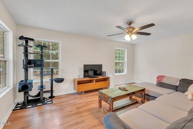 Welcome home to this beautiful 4-bedroom, 3-bath residence - photo 6