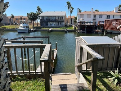 This waterfront gem offers a rare fantastic opportunity to - photo 6