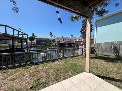 This waterfront gem offers a rare fantastic opportunity to - photo 8