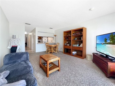 This waterfront gem offers a rare fantastic opportunity to - photo 9