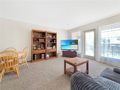 This waterfront gem offers a rare fantastic opportunity to - photo 10