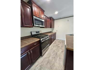 If you are looking for a nice home, with it all, look no further - photo 3