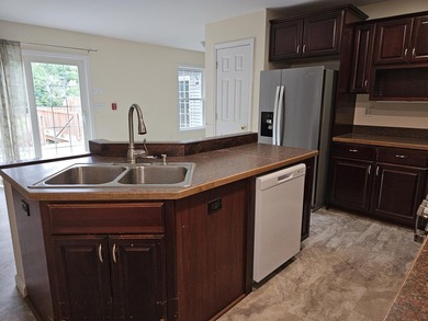 If you are looking for a nice home, with it all, look no further - photo 5