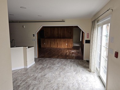 If you are looking for a nice home, with it all, look no further - photo 8