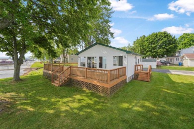 Lake Home For Sale in Houghton Lake, Michigan