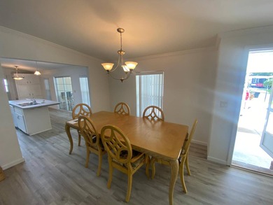 Beautiful Mobile Home for Sale in Lake Wales, Florida - 55+ - photo 6