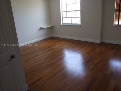 Motivated seller; reduced for quick sale! Tenant occupied - photo 8