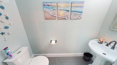 Beautifully maintained single level home featuring vaulted - photo 13