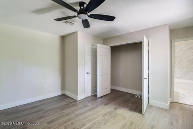 Back on the market through no fault of the seller. Get ready to - photo 14