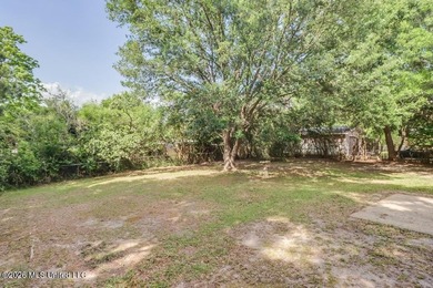 Back on the market through no fault of the seller. Get ready to - photo 18