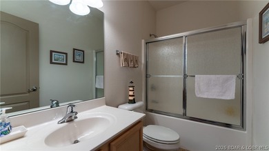 Come home to this inviting, welcoming villa at The Palms in Lake - photo 20
