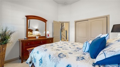 Come home to this inviting, welcoming villa at The Palms in Lake - photo 22
