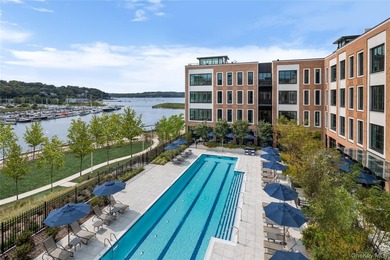 GLEN COVE -This bright two-bedroom, two-bathroom home features - photo 29