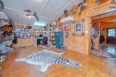 Discover enchantment & serenity on this exquisite property - photo 31