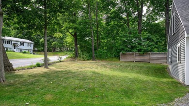 Modern efficiency meets relaxed coastal living at 98 River Road - photo 4