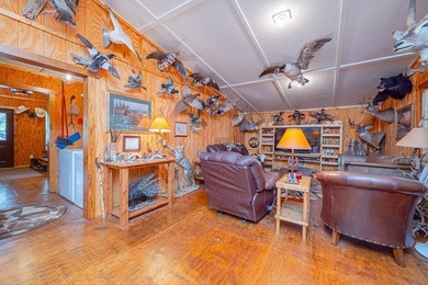 Discover enchantment & serenity on this exquisite property - photo 34