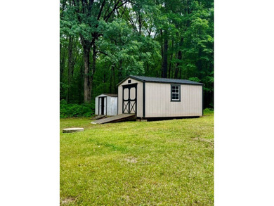 Escape to peaceful country living at Clarksville in this - photo 6