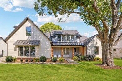 Lake Grapevine Home For Sale in Grapevine Texas