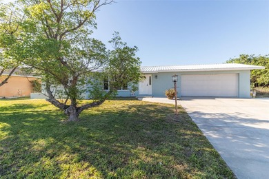 Port Charlotte Waterway Area Home For Sale in Port Charlotte Florida