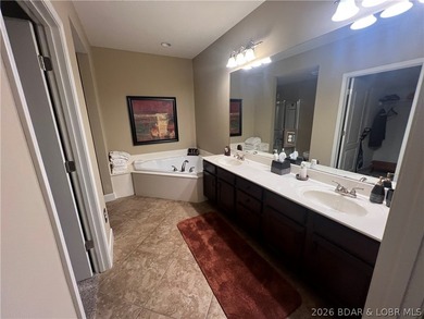 Gorgeous Walk-In Level Condominium with Elevator Access at the - photo 44