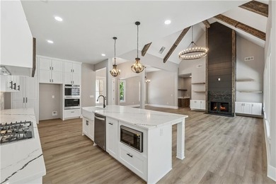 One of a kind - brand-new Custom-built with full 4 side masonry - photo 7