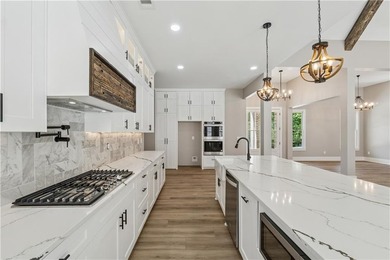 One of a kind - brand-new Custom-built with full 4 side masonry - photo 9