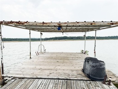 Unwind along the peaceful shores of Lake Cisco with this - photo 10