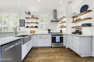 Welcome to 10 Hayek Street, where classic Lowcountry - photo 19
