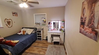 This beautifully renovated ranch home in Venice Park, Atlantic - photo 19